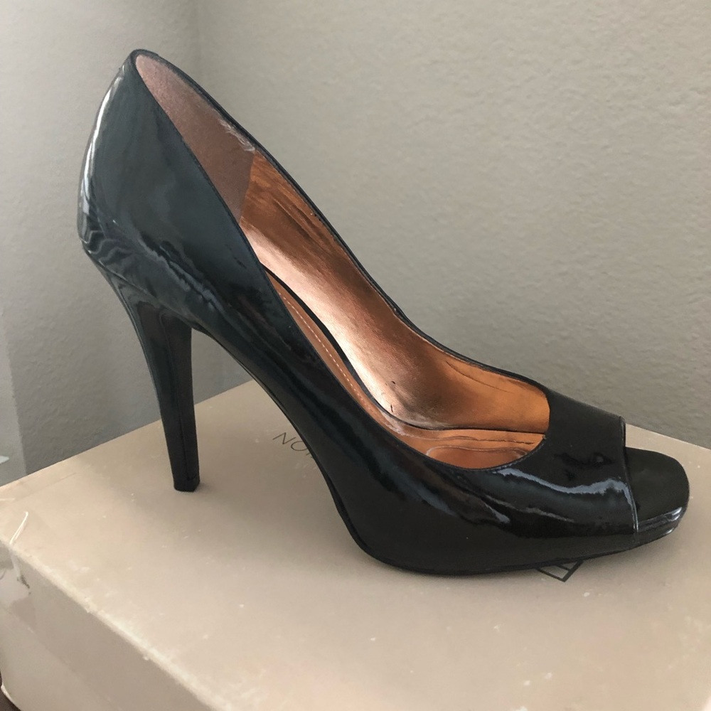 Black patent leather, peep toe heels